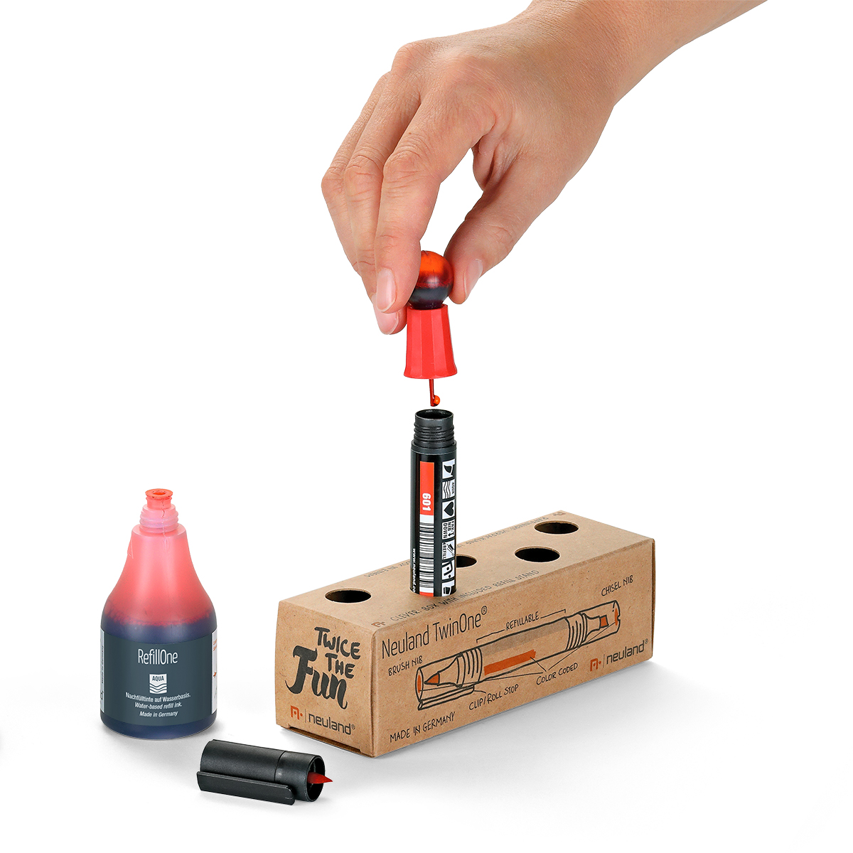 Neuland TwinOne® sada oboustranných červených fixů, štětcový a klínový hrot